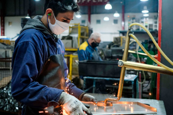 Reapertura de parques industriales
