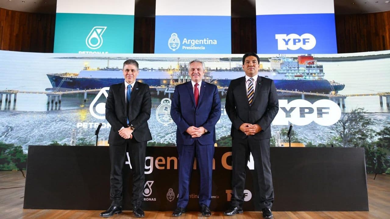 El Acuerdo YPF-Petronas Para Argentina