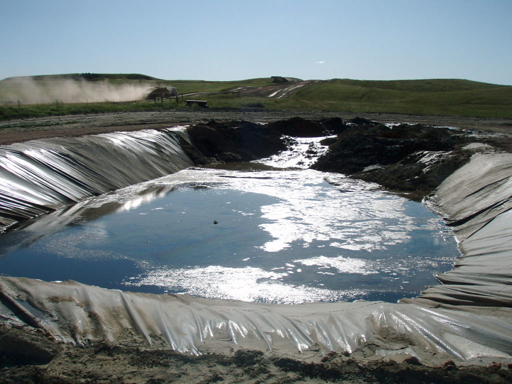 Maquinas extractoras de petróleo